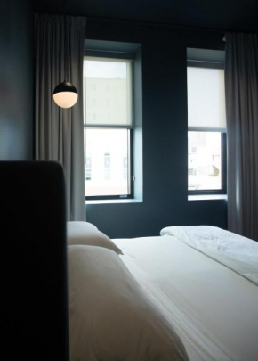 The Thomas Hotel - Premium Square View Suite